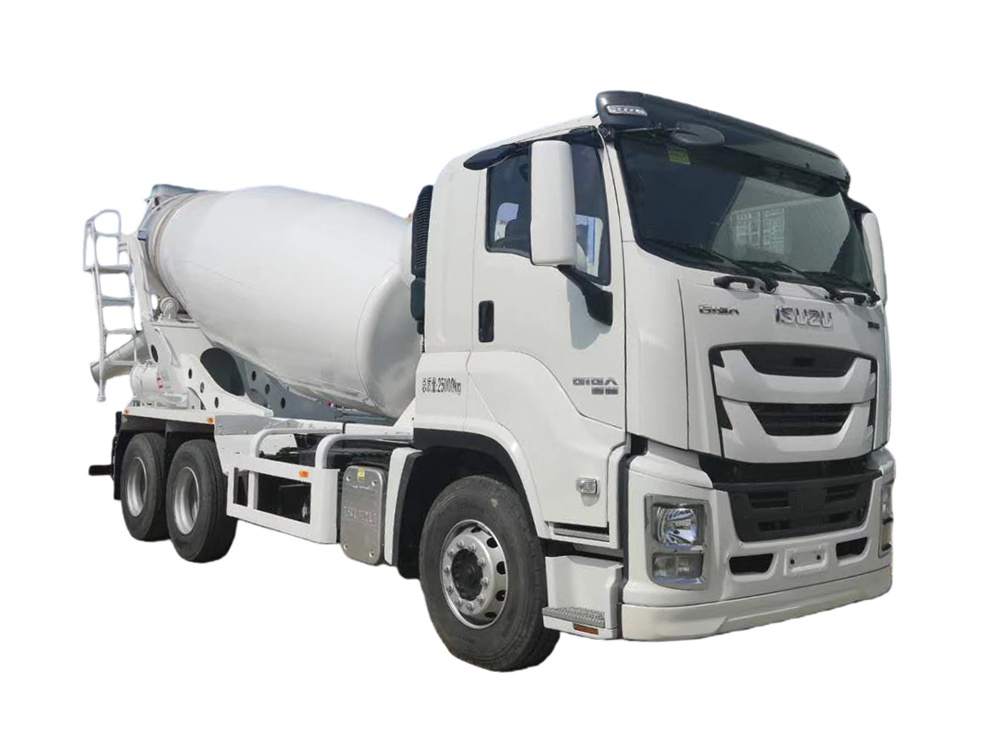 ISUZU GIGA VC66 6_4  8CBM CONCRETE MIXER TRUCK