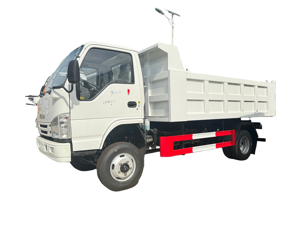 4WD ISUZU 100P NKR 4-5T  DUMPER TRUCK