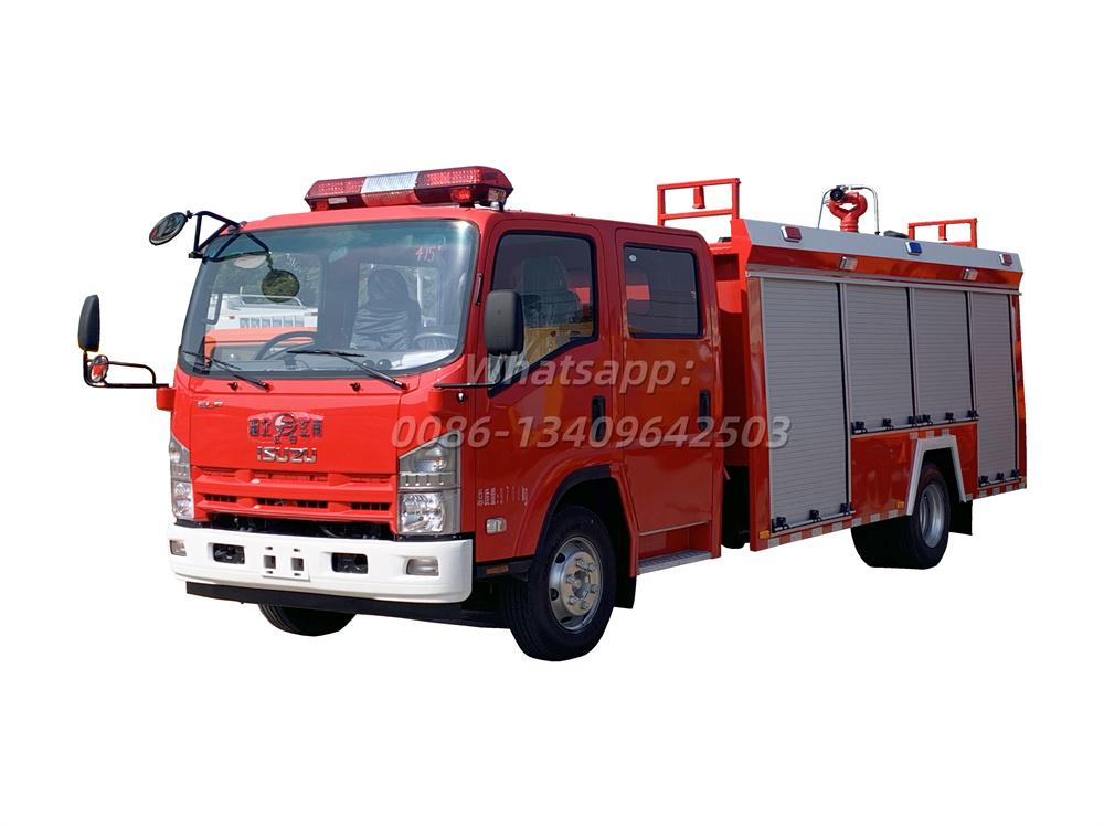 ISUZU 700P NPR FIRE FIGHTING TRUCK WATER TANK