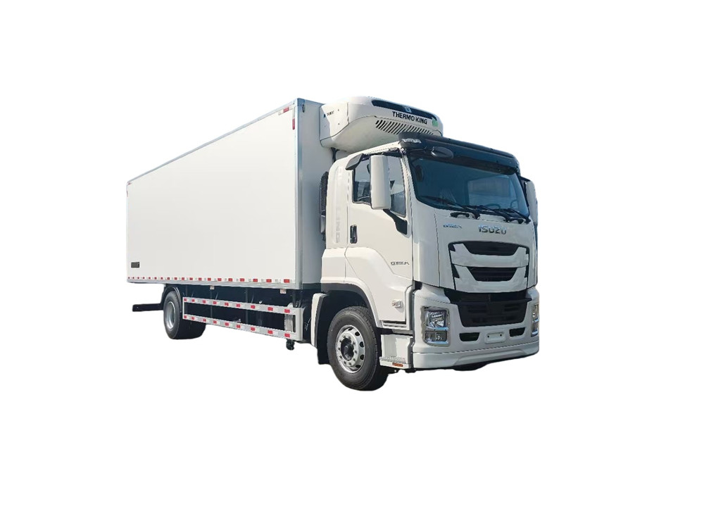ISUZU GIGA FVR 240HP Refrigerator Truck