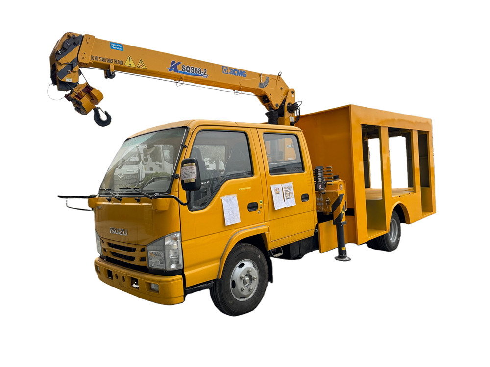 ISUZU 100P NKR double cabin Maintenance Tool Truck