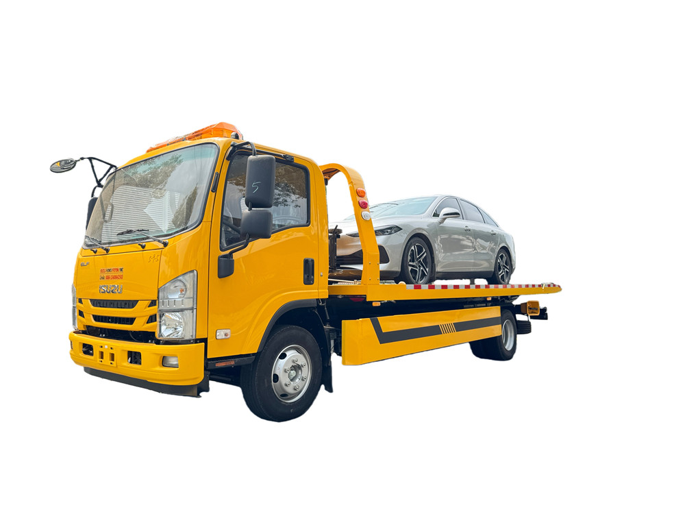 ISUZU 700P NPR Wrecker Truck One tow two cars yellow color
